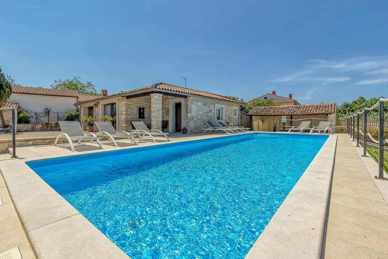 Villa Luna In Selina