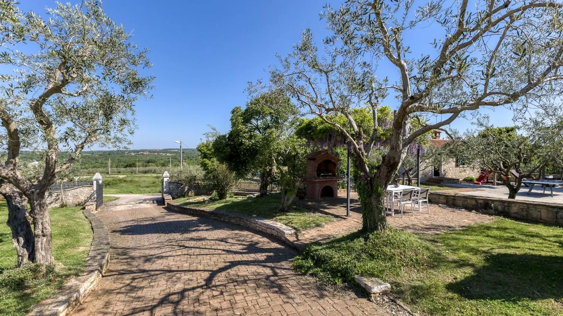 Villa Luna In Selina