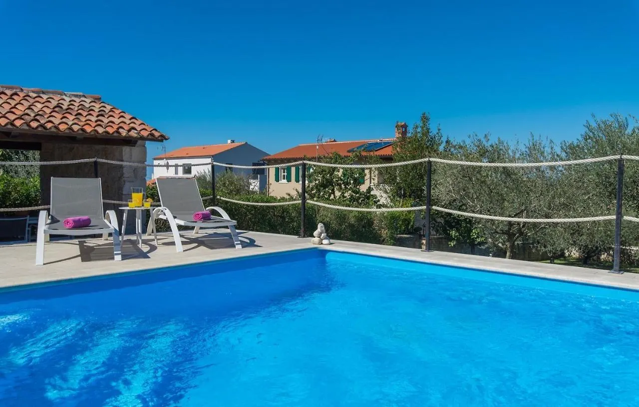 Villa Luna In Selina