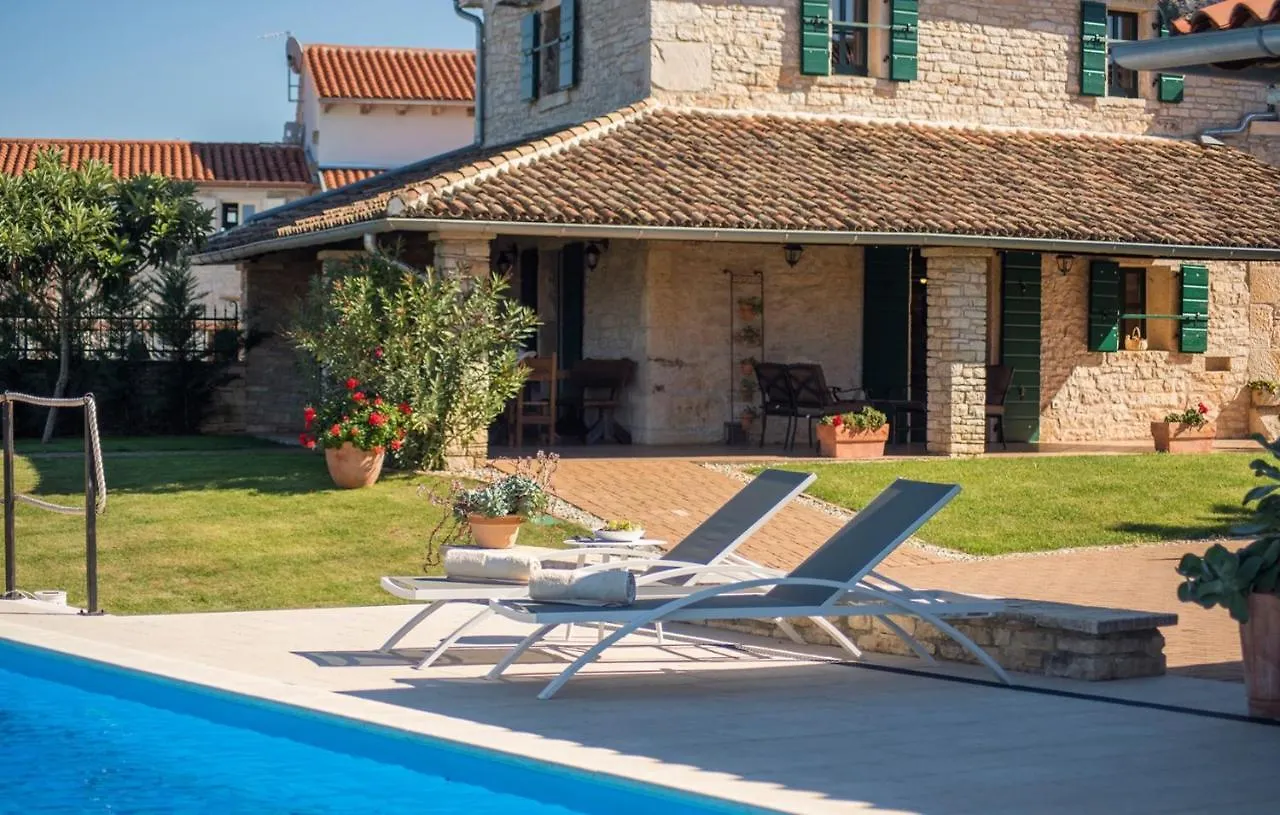 Villa Luna In Selina