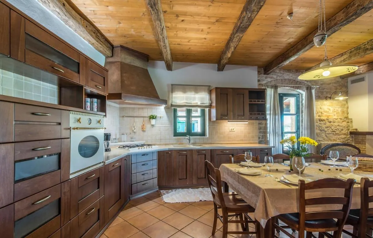 Villa Luna In Selina