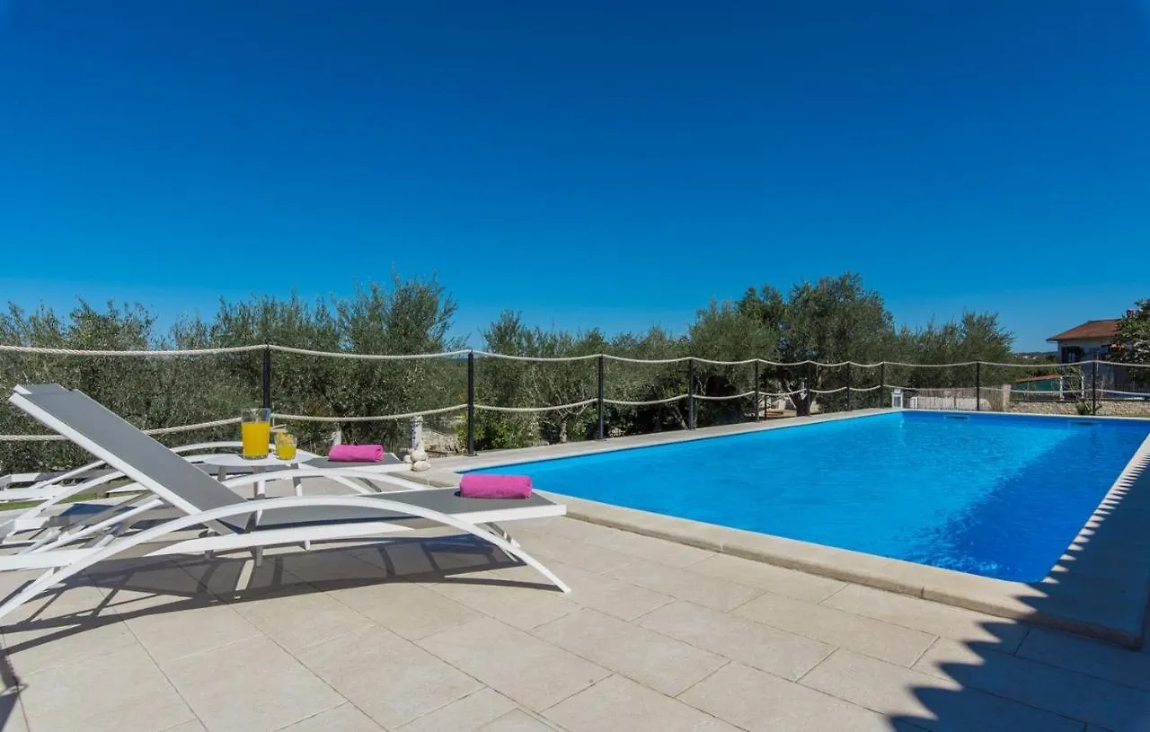 Villa Luna In Selina
